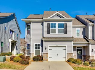 919 Emma Kate Ct, Clover, SC 29710