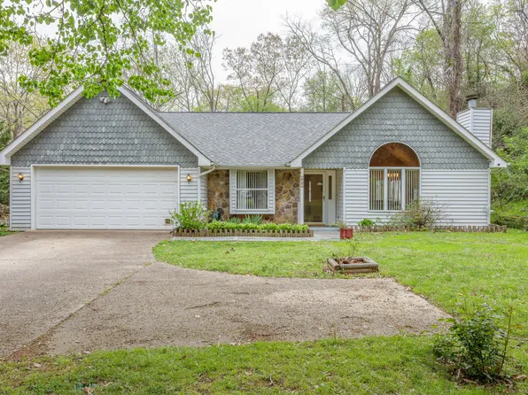 704 Gleason Terrace Ct, Chattanooga, TN 37412
