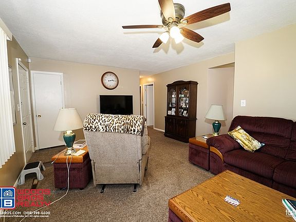 4th image of 2322 Sheridan Ave