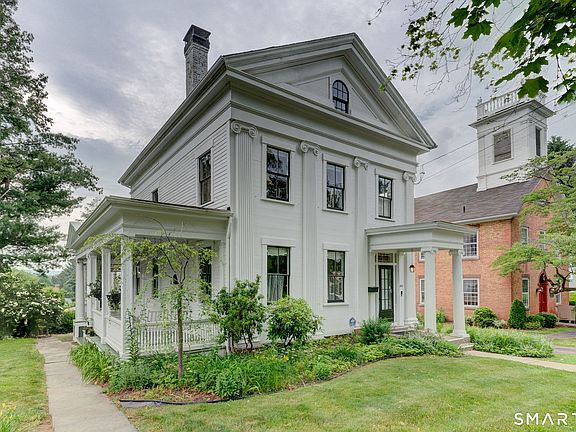 3rd image of 840 Worthington Ridge