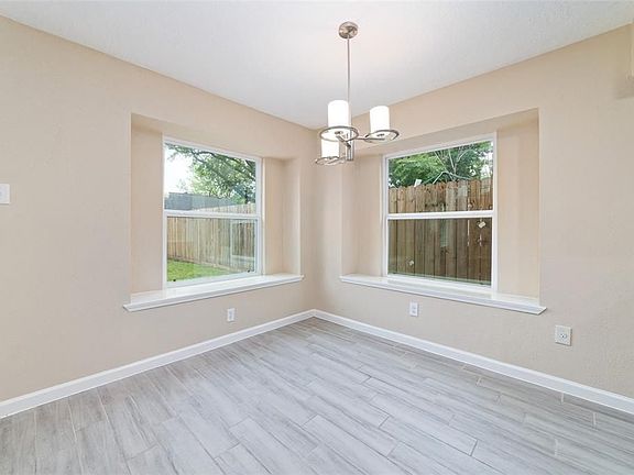 5th image of 16715 Espinosa Dr