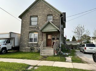 1015 Hamilton St, Manitowoc, WI 54220