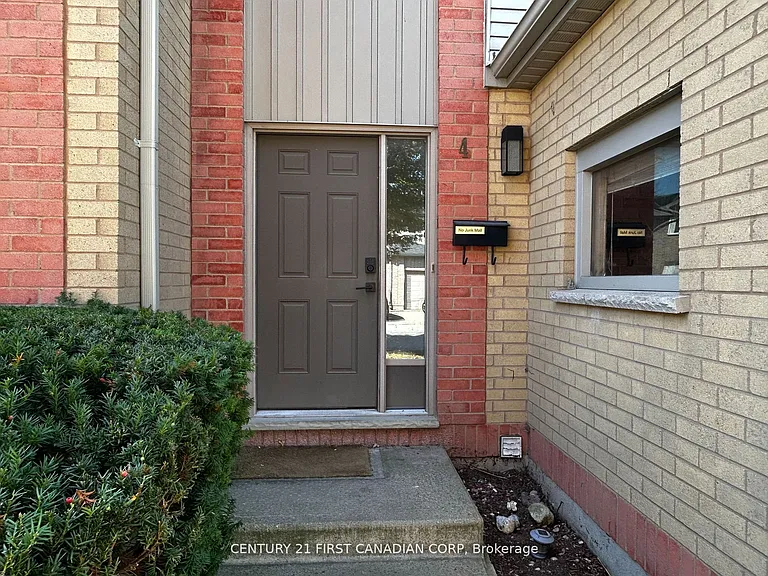 1199 Hamilton Rd #4 — Photo 4