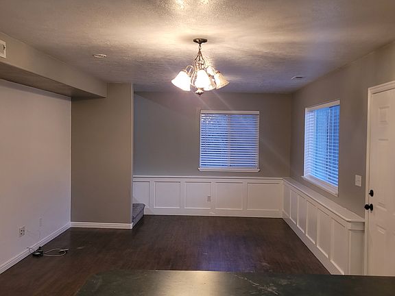 5th image of 531 N Lynnbrook Dr