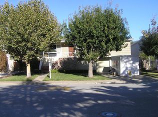946 Helen Dr, Millbrae, CA 94030