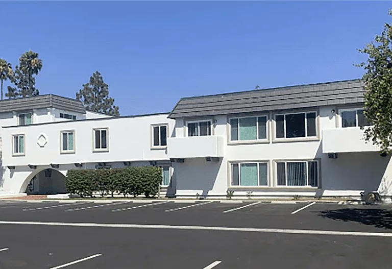 Crestview Apartment Homes — Photo 7