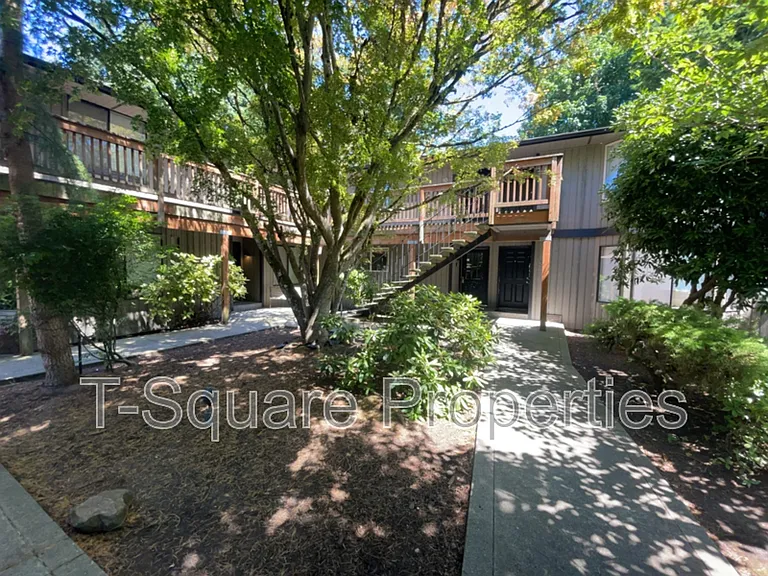 7125 Rainier Dr #1 — Photo 15