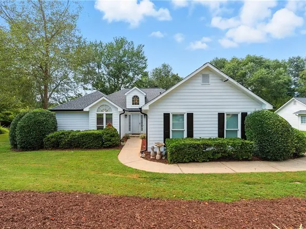 4057 Longford Dr NE, Marietta, GA 30066