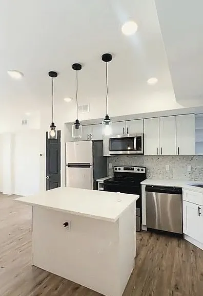 1807 W Albanus St #1 — Photo 3
