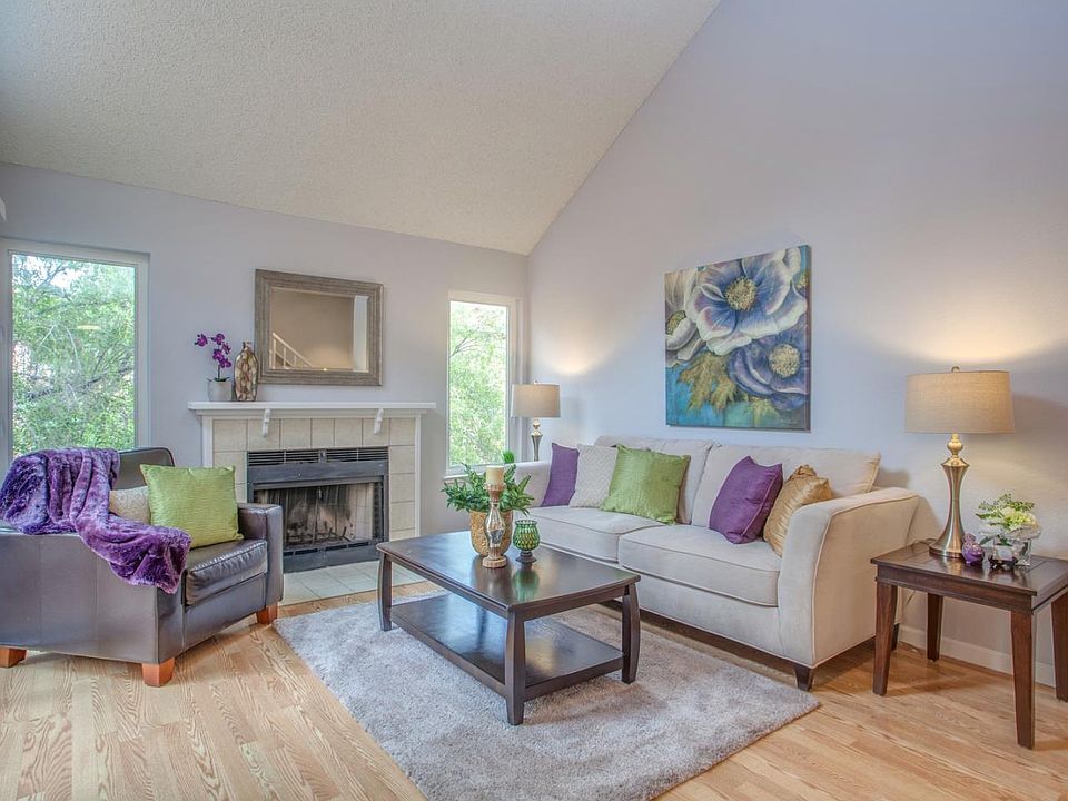 1st image of 5378 Borneo Cir