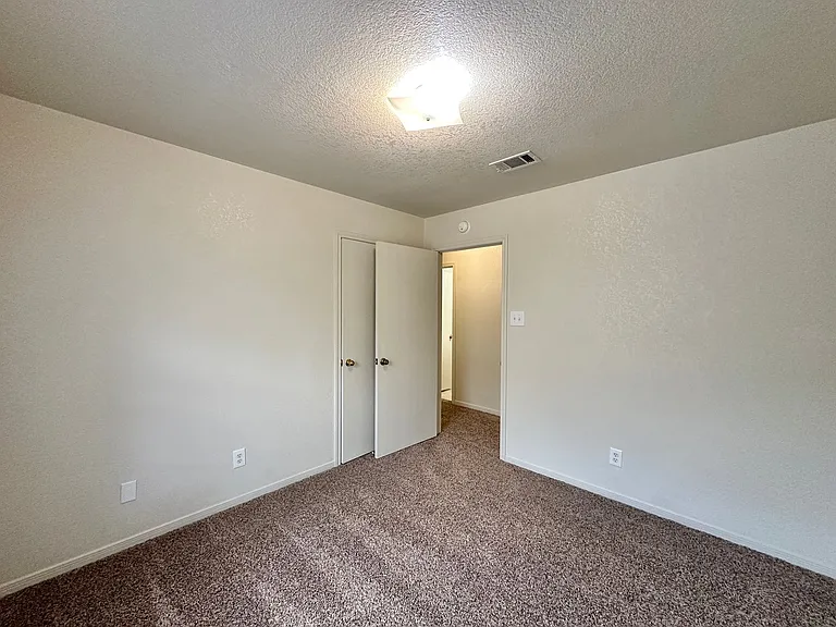 1712 Aztec Trce — Photo 11