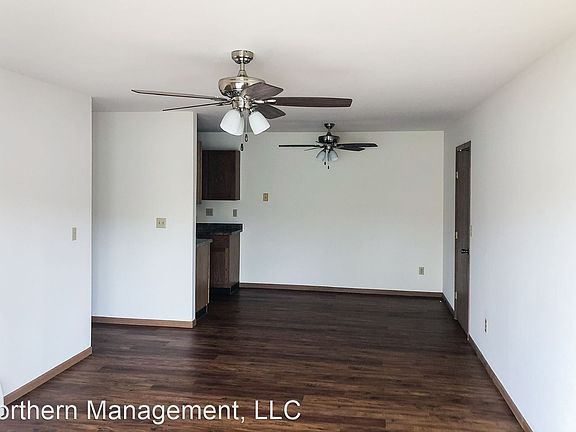5th image of 716 E 2nd St #202