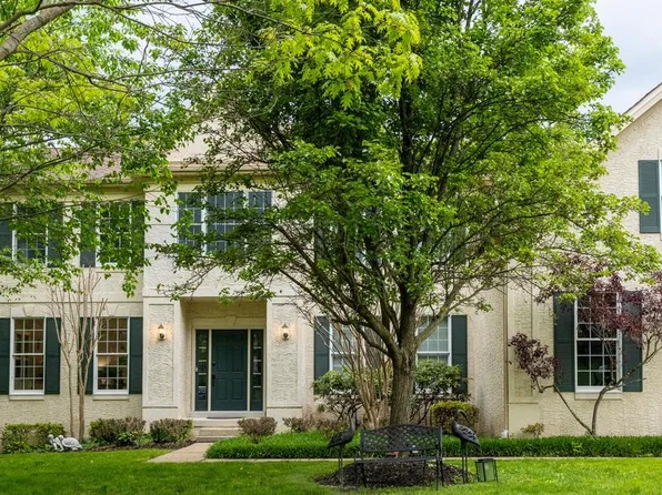 129 Berwick Dr, West Chester, PA 19382