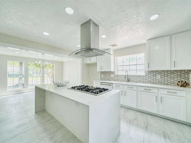 619 Green Belt Dr — Photo 13