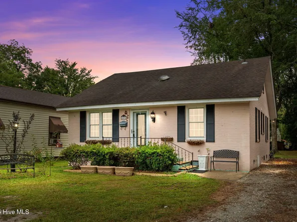 509 W Walnut Street, Tarboro, NC 27886