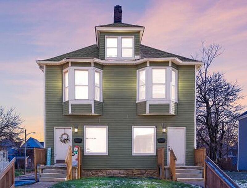1st image of 360 N Garfield Ave #368