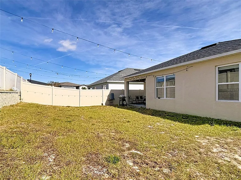 241 Meadowbrook Blvd — Photo 28