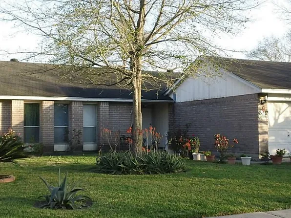 3431 Garden Grove Dr, Houston, TX 77066