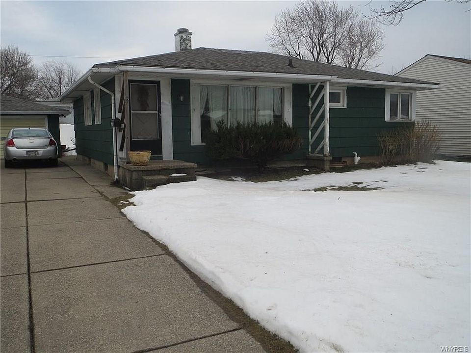 1st image of 611 Woodstock Ave