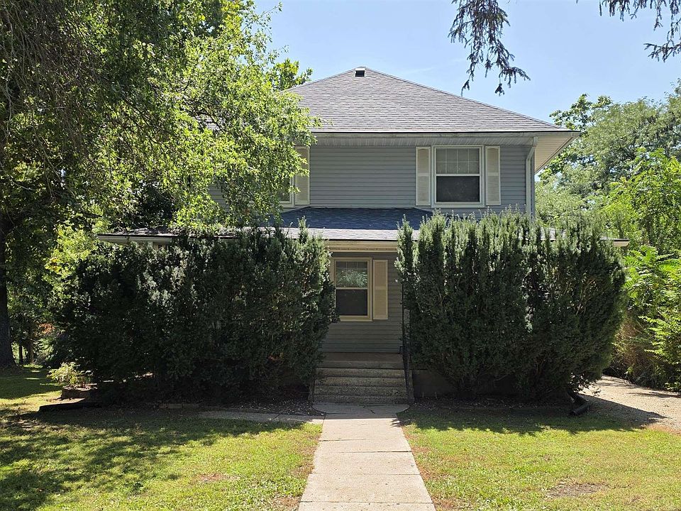 1st image of 309 Maple St
