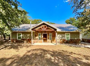 355 Dude Ln, Millsap, TX 76066