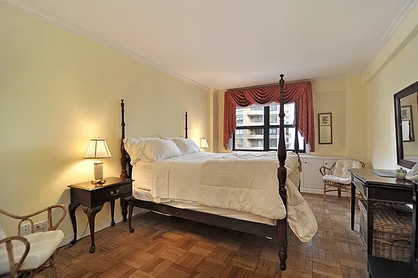 Sold by Corcoran | media 4