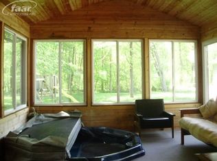 6221 Deland Rd, Flushing, MI 48433