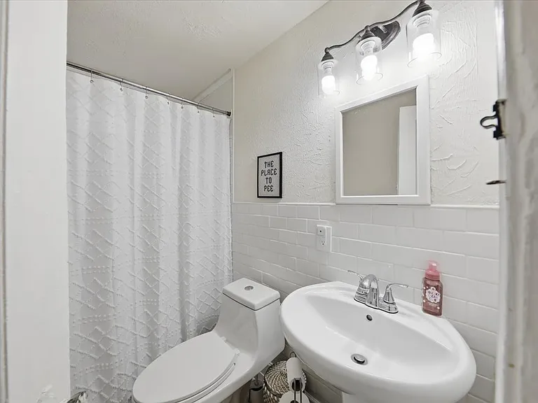615 Probasco St #2 — Photo 13