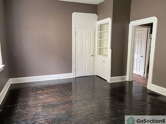 4th image of 3446 N Kenwood Ave
