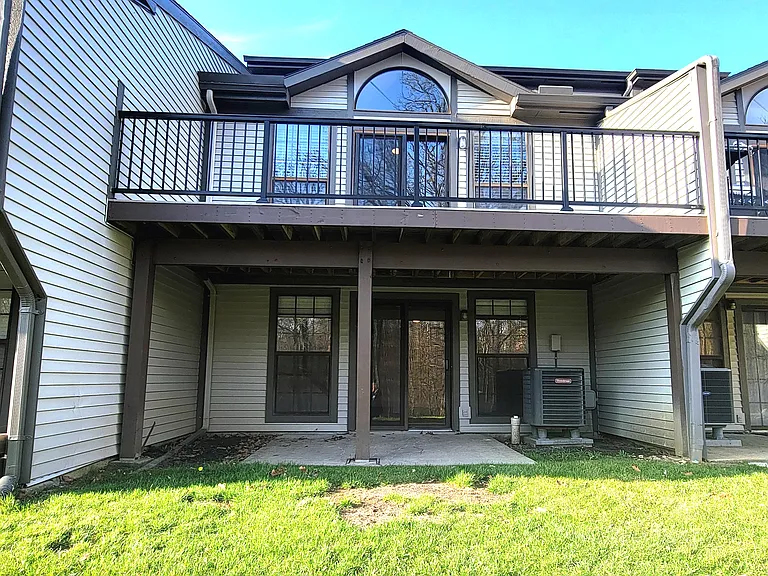 1608 Shady Cove Ln — Photo 38