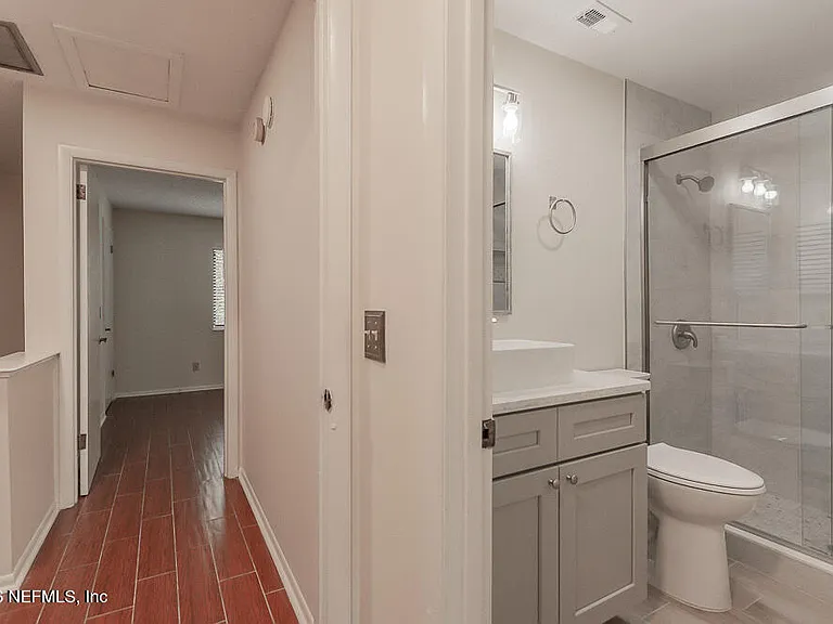 3216 Oak St #5 — Photo 25