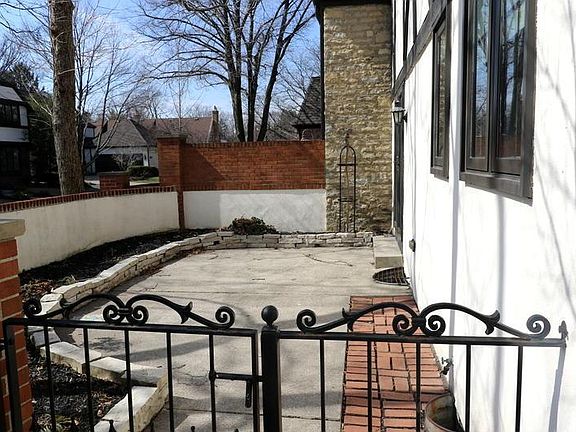 5th image of 1357 La Rochelle Dr