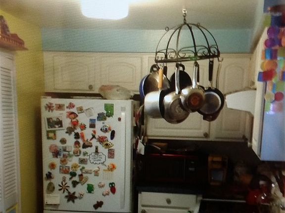 5th image of 968 Crestwood Dr