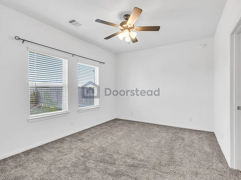 24014 Farmstead Dr — Photo 25