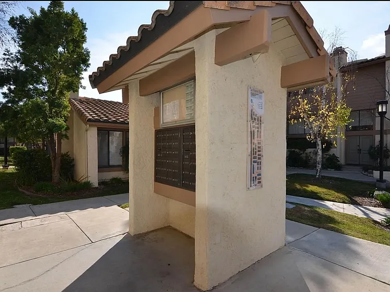 26311 W Plata Ln — Photo 23