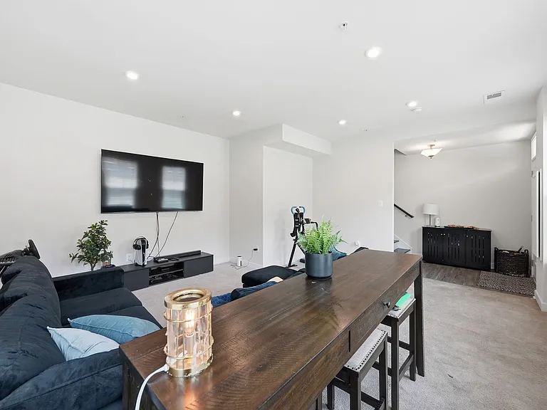 10993 Oswestry St — Photo 4