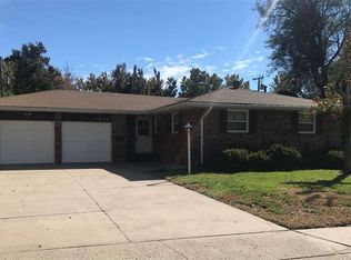 1015 Lenox St, Hutchinson, KS 67502