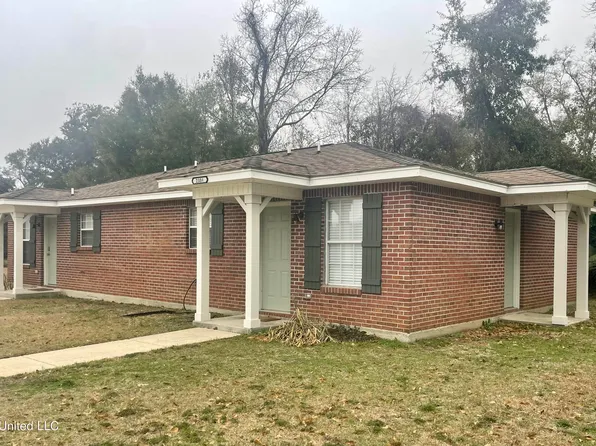 233 Palmetto Ln, Gulfport, MS 39507