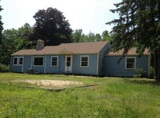 51 Gilchrest St, Lunenburg, MA 01462