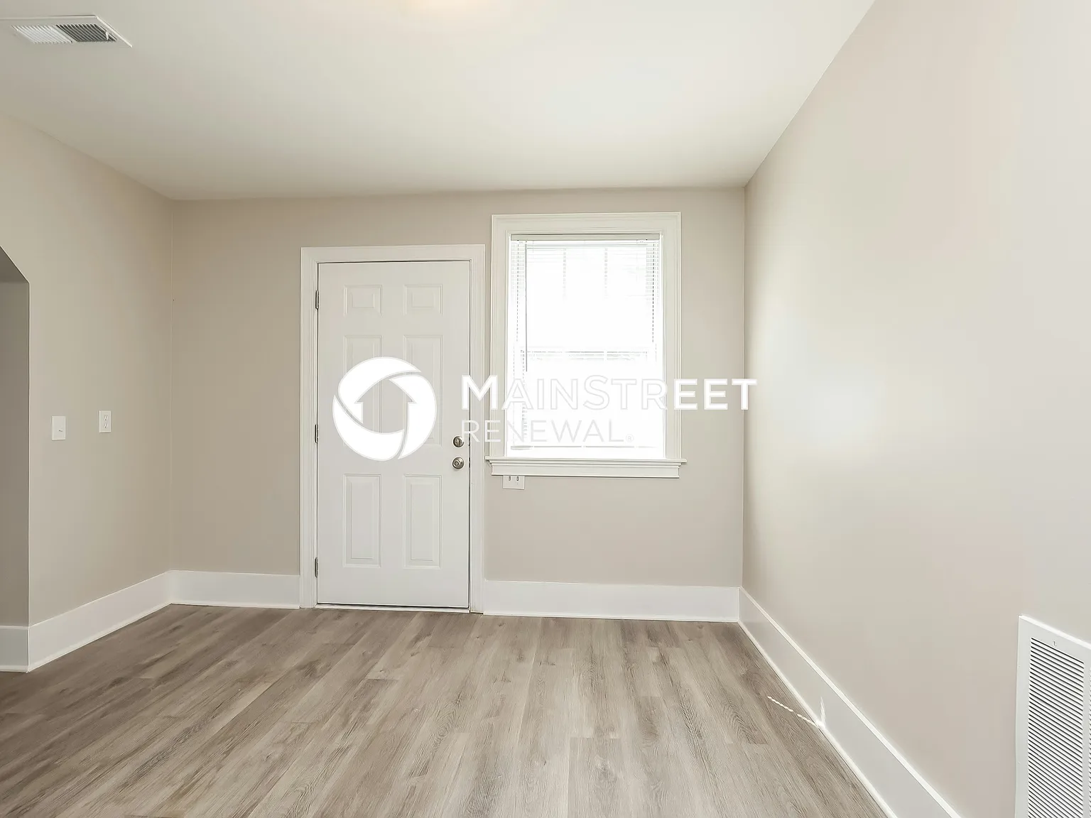 4279 Sweden Dr — Photo 4