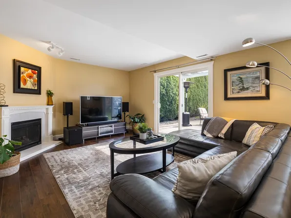 14316 92nd Ave, Surrey, BC V3V 1J6