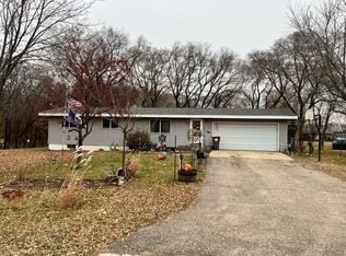 8042 Meades Addn Dr SE, Alexandria, MN 56308