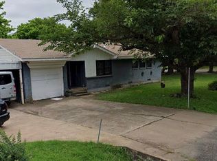 404 S 6th St, Midlothian, TX 76065