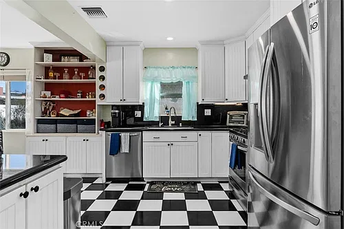 314 S Velva Pl Photo 1