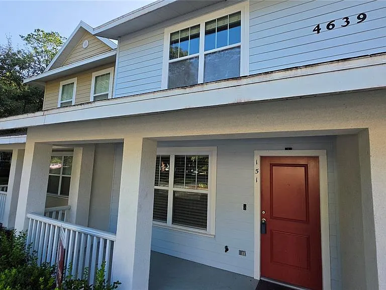 4639 SW 48th Dr #151 — Photo 1