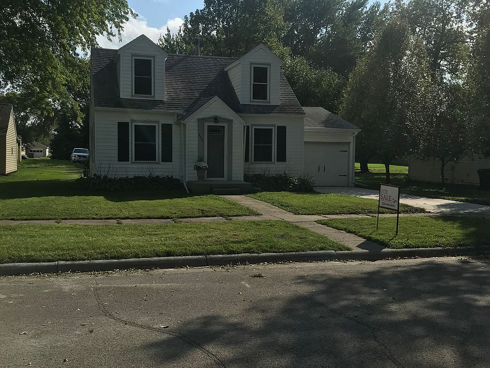 1st image of 350 2nd Ave NE