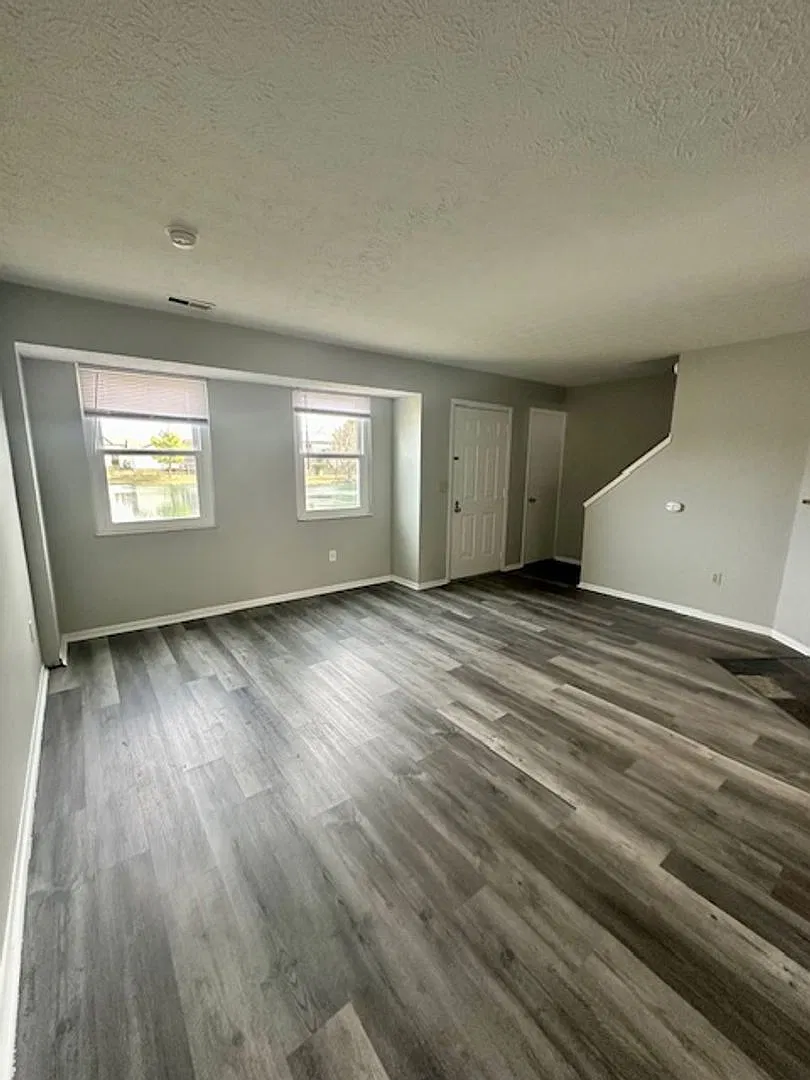 Westerville 2BR/1.5BA Townhouse — Photo 2
