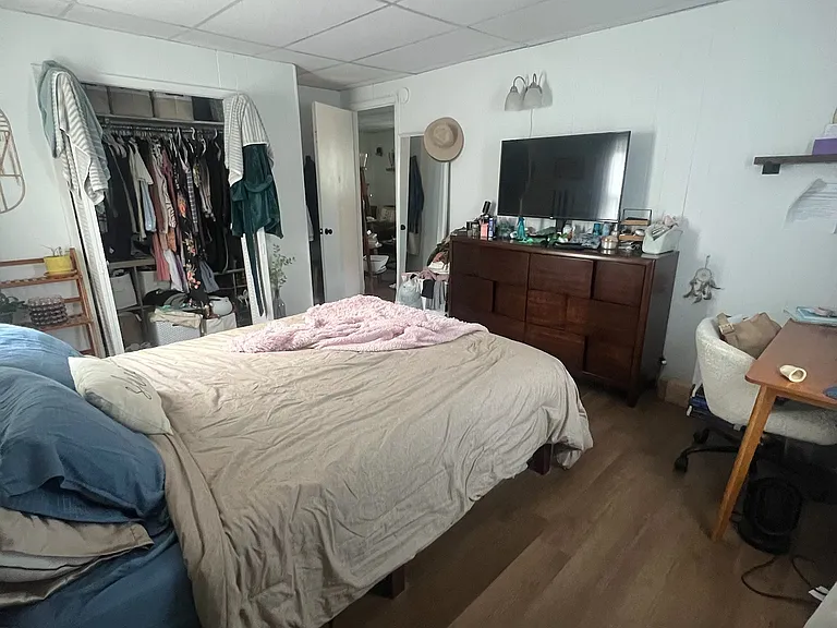 862 South St #4 — Photo 2
