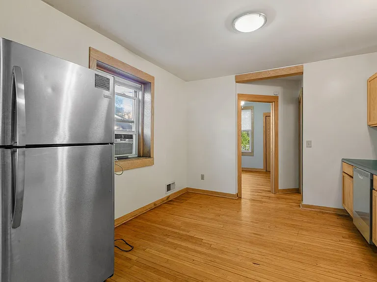 1815 Clinton Ave #1 — Photo 6