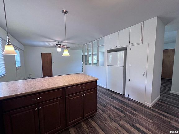 5th image of 609 S Glenview Dr